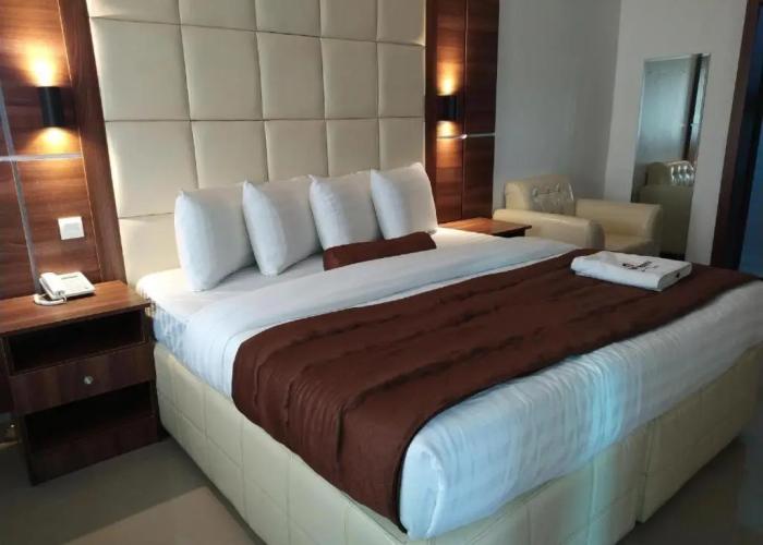 Presken Hotels @Alade Avenue