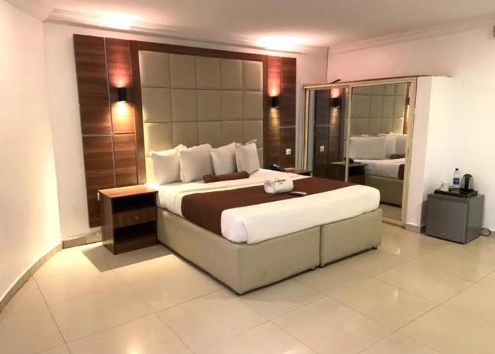 Presken Hotels @Alade Avenue