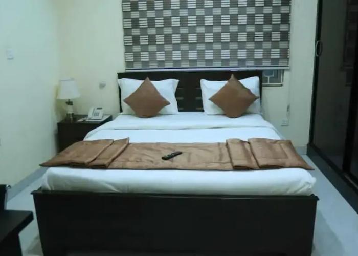 prime 16 hotels and suite