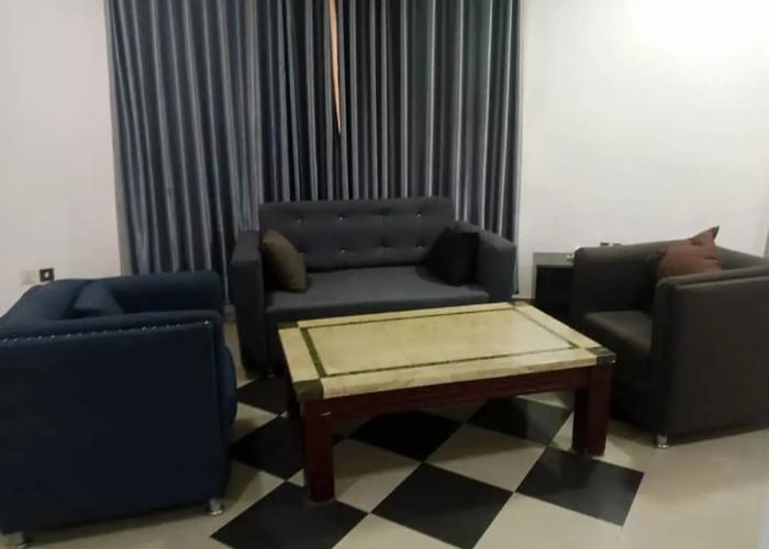 4th Apartment and Suites