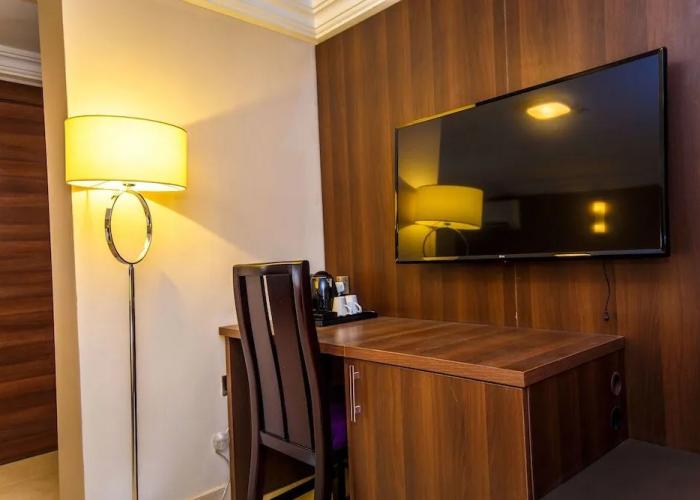 Joygate Hotel & Suites