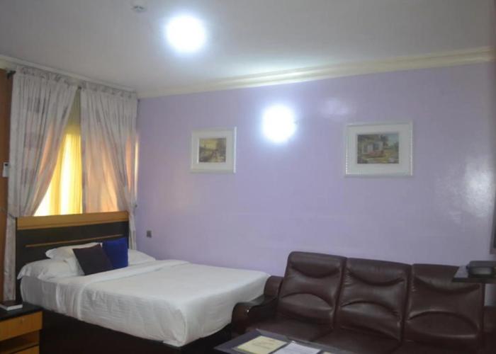 Sweet Savor Hotels & Suites