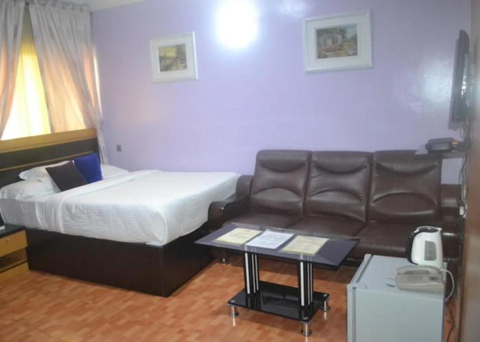 Sweet Savor Hotels & Suites