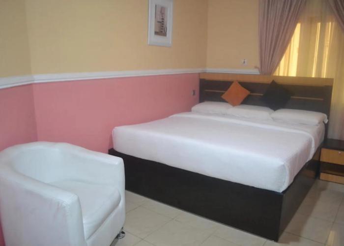 Sweet Savor Hotels & Suites