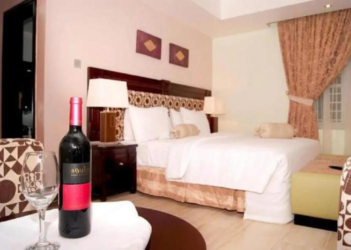 Excel Oriental Hotel & Suites
