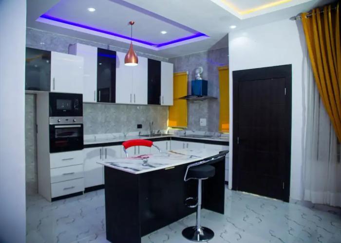 RichVilla Apartments & Hotels