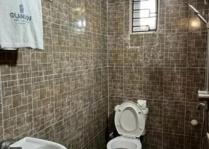 Glandov Suites and Apartment