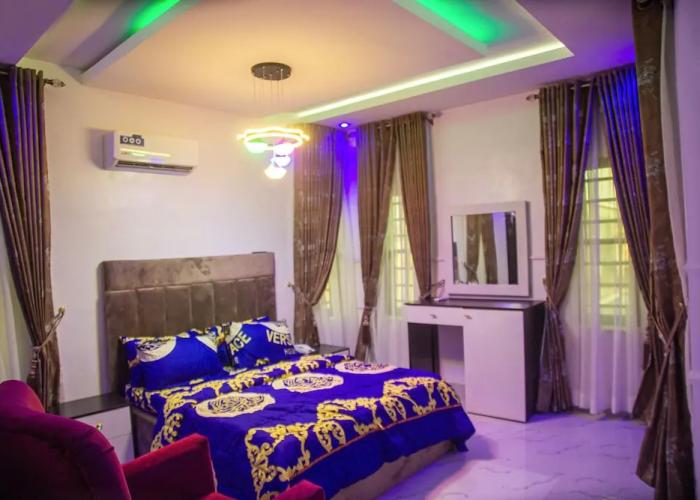 RichVilla Apartments & Hotels