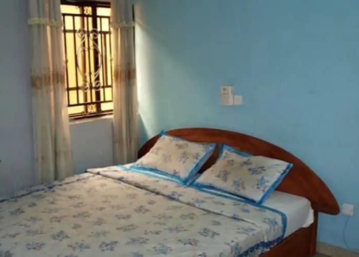 Townhall Hotel & Suites