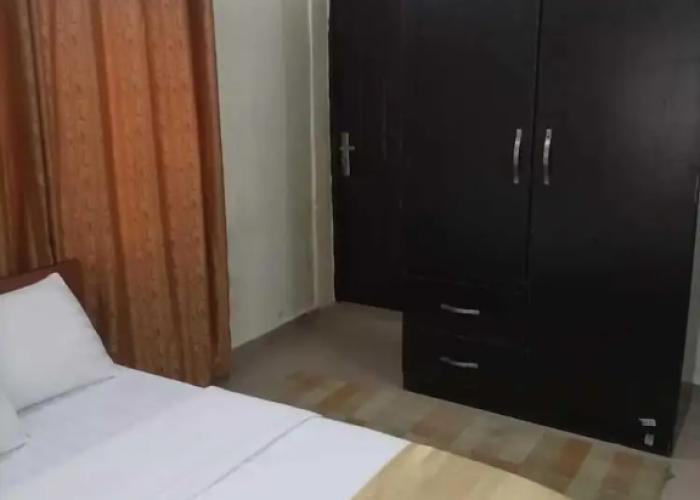 Ajah Apartment & Suites
