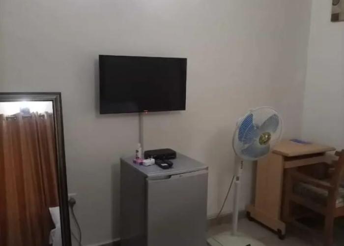 Ajah Apartment & Suites