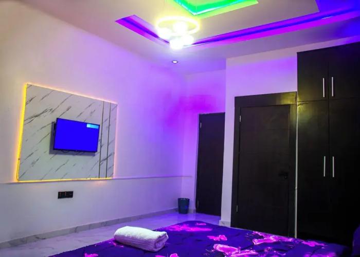 RichVilla Apartments & Hotels