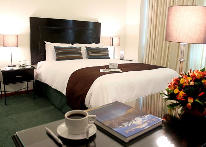 El Polo Apart Hotel & Suites