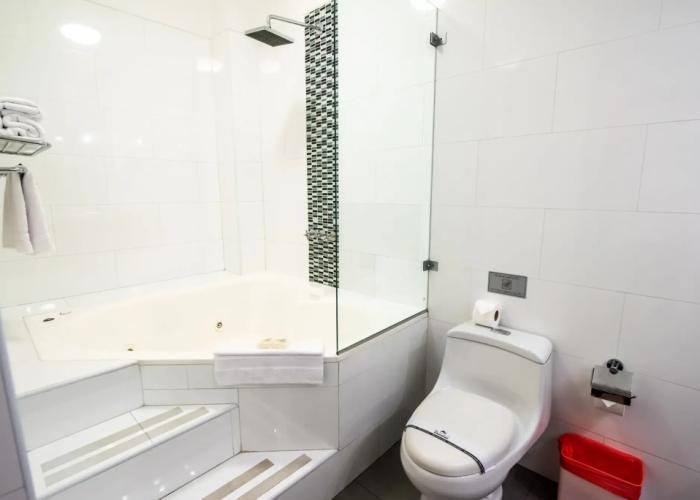 El Polo Apart Hotel & Suites