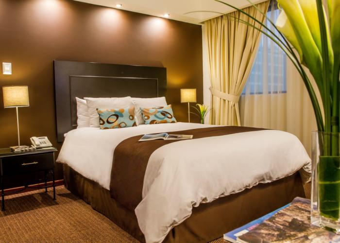 El Polo Apart Hotel & Suites