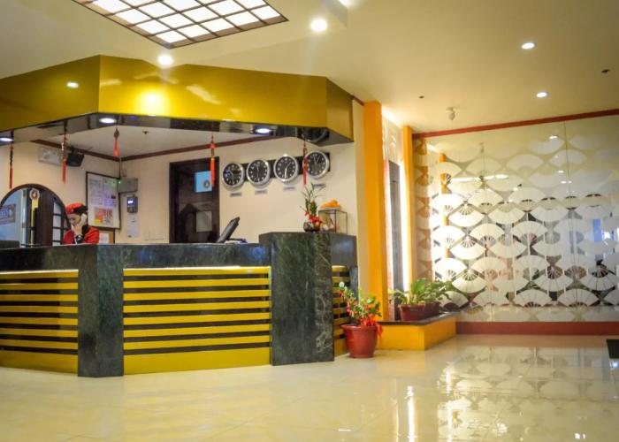 Hotel Sogo LRT Monumento Station