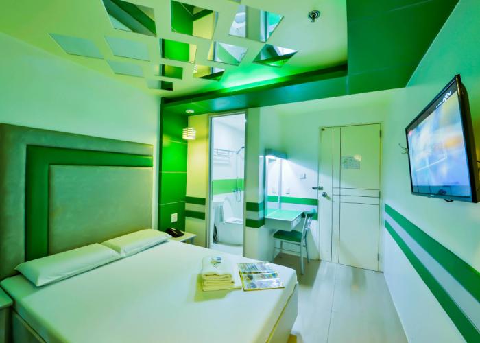 Hotel 99 Monumento Caloocan