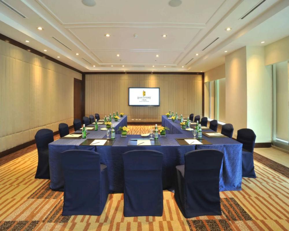 фото Discovery Suites