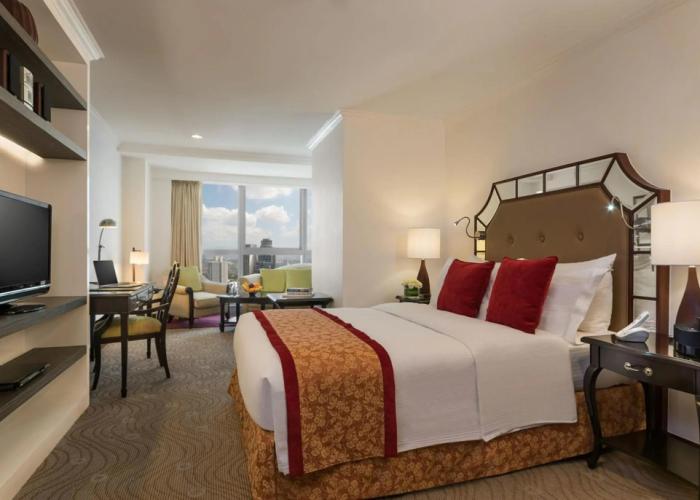Discovery Suites