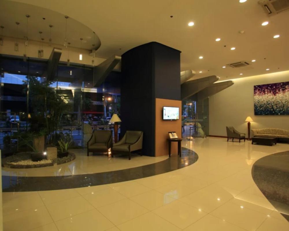 фото The Malayan Plaza
