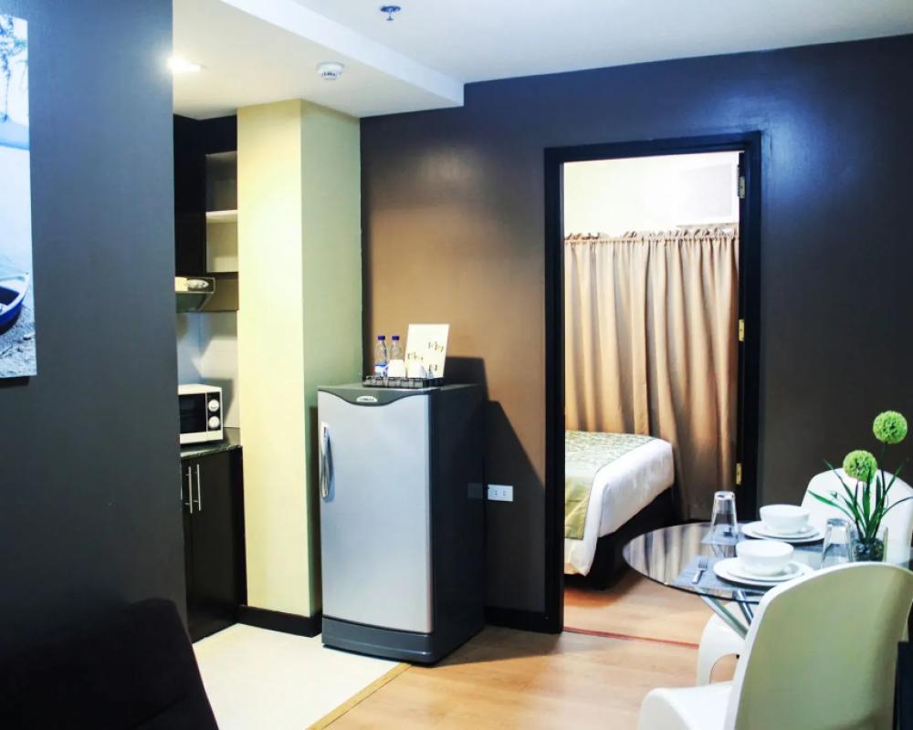 фото The Studio 18 Residences