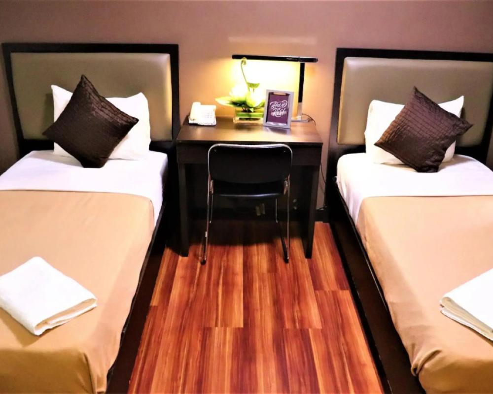 фото The Studio 18 Residences