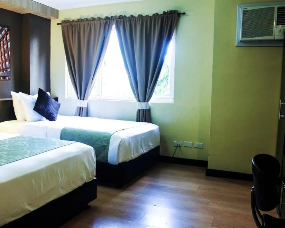 фото The Studio 18 Residences
