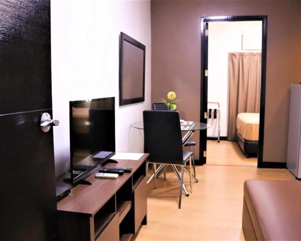 фото The Studio 18 Residences