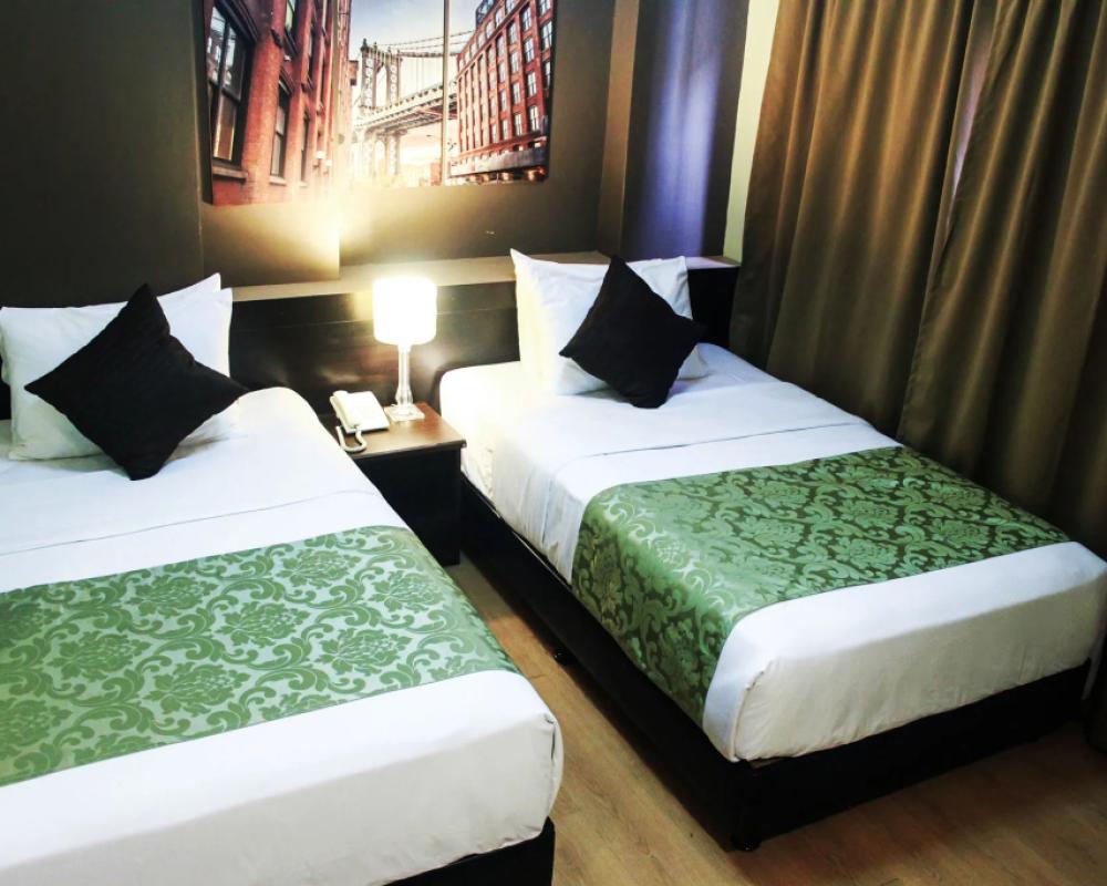 фото The Studio 18 Residences