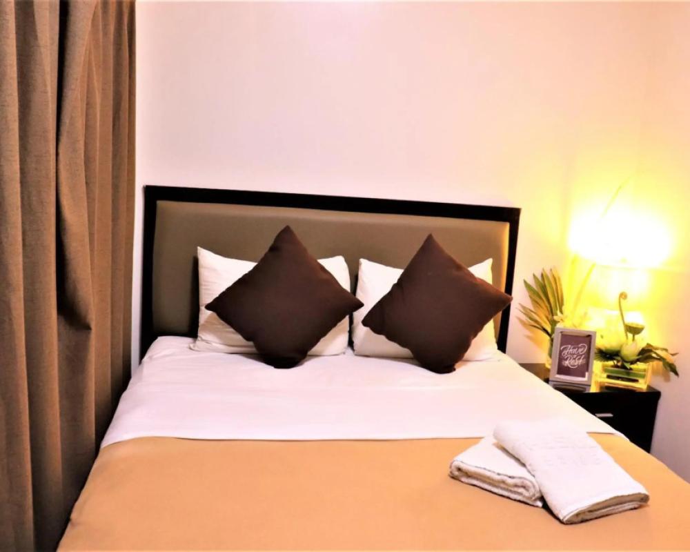 фото The Studio 18 Residences