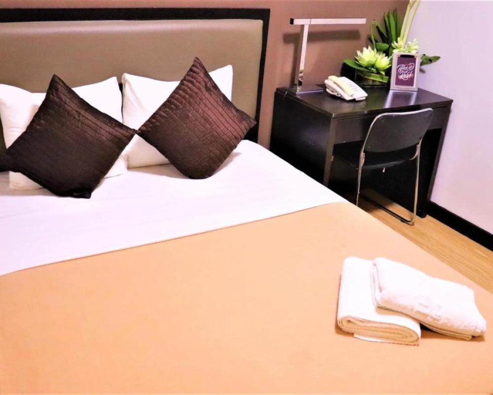 фото The Studio 18 Residences