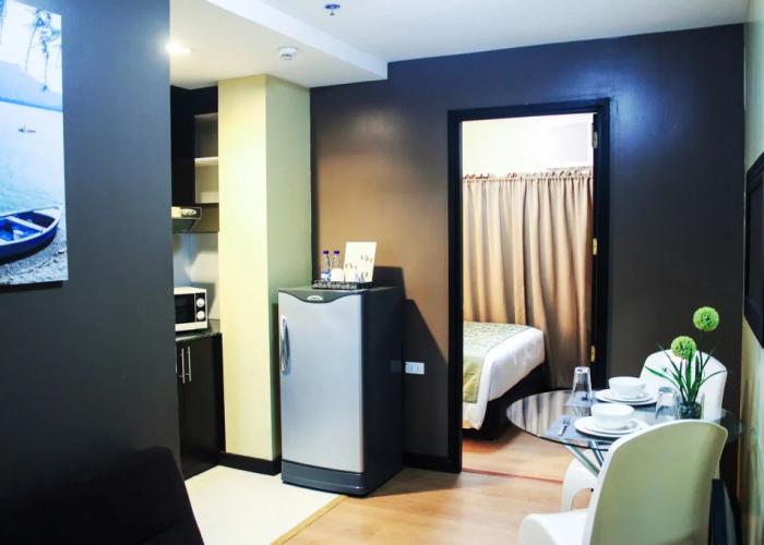 The Studio 18 Residences