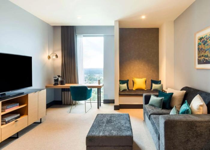 Hilton Woking