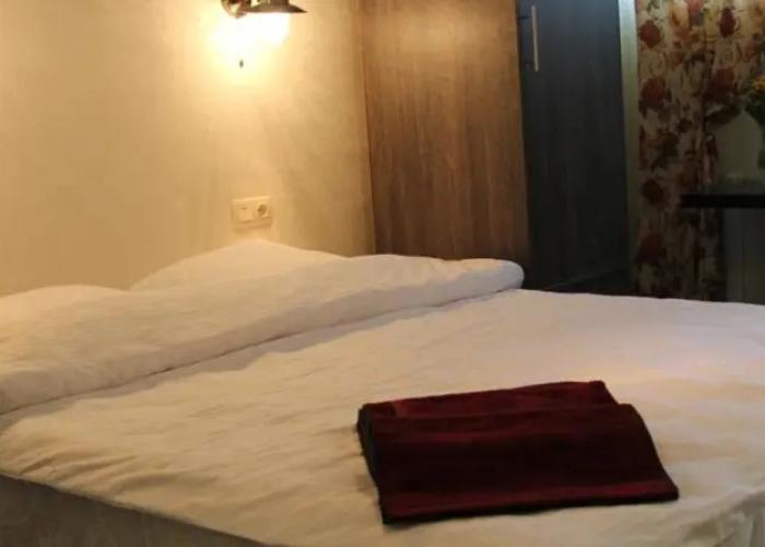 Hata Guest House