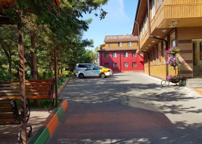 Korona Hotel