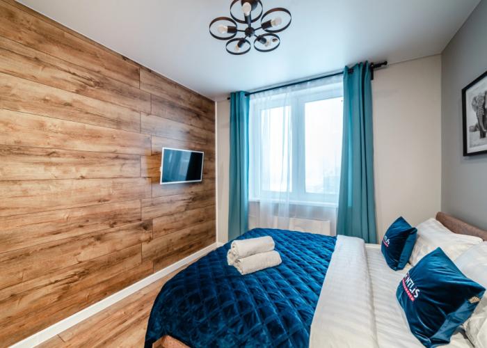 Apatrkhaus na Initsiativnoy Apartments