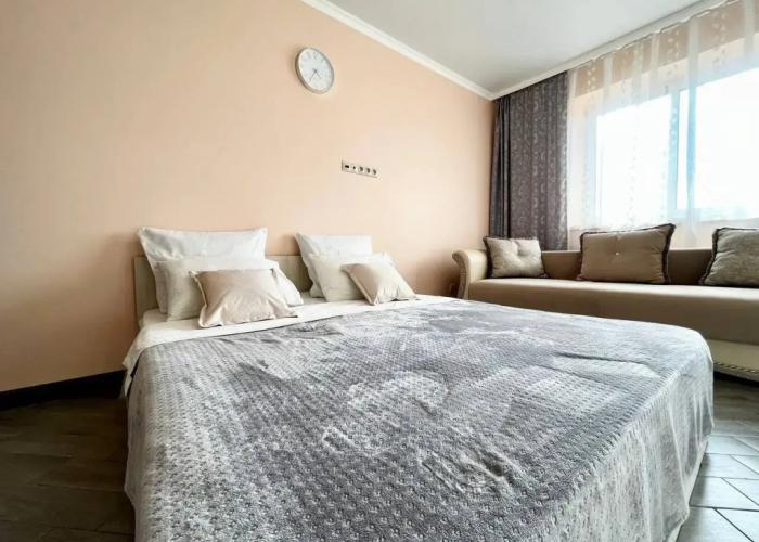 Sunny Days Apartment Kirova Apartments