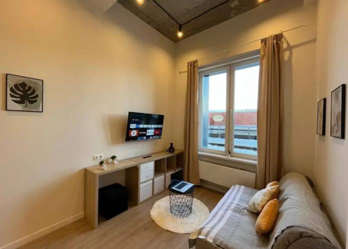 Happy People Apartment