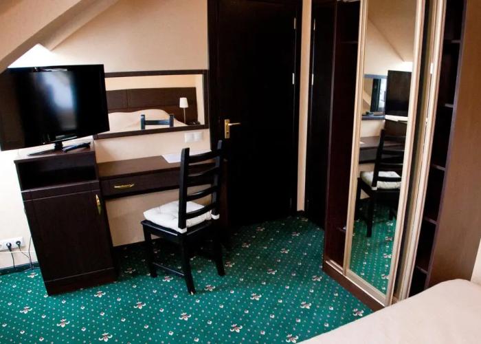 Eklips Hotel