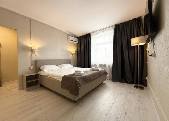 Etalon Hotel