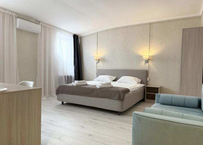 Etalon Hotel