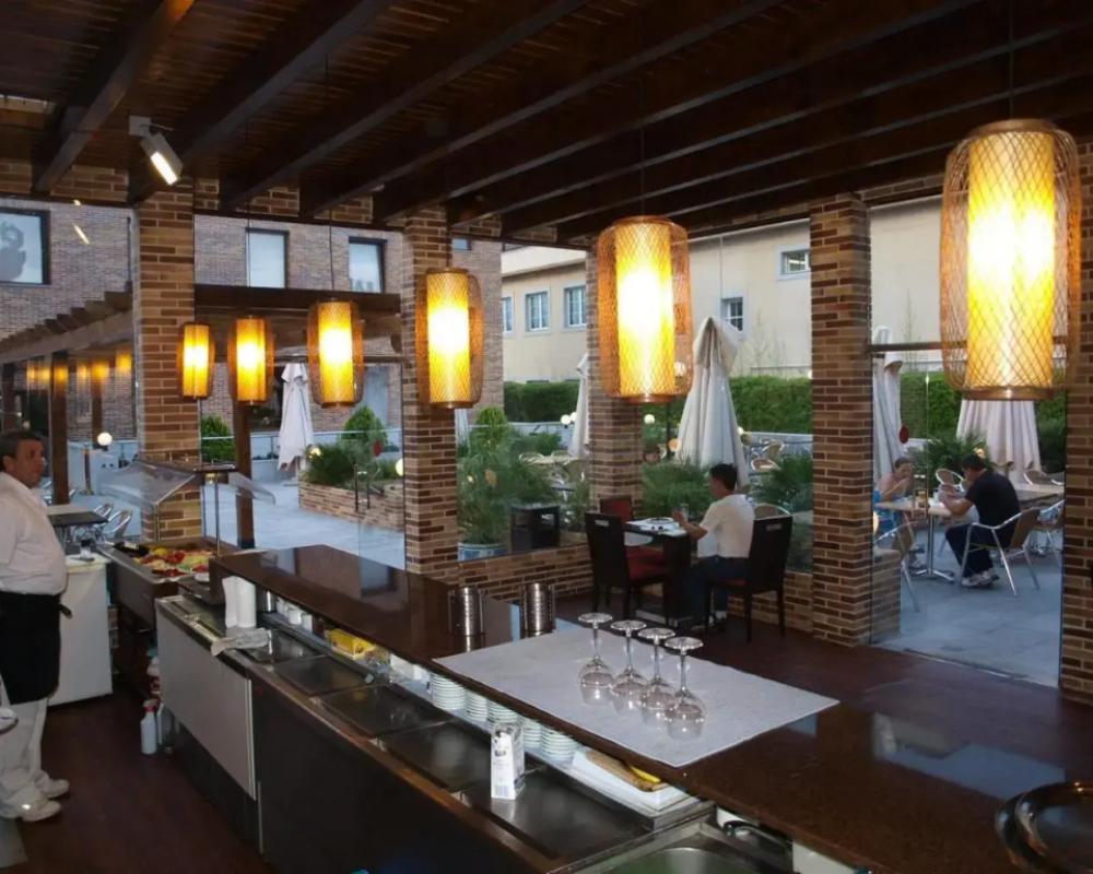фото Hotel Dinastía