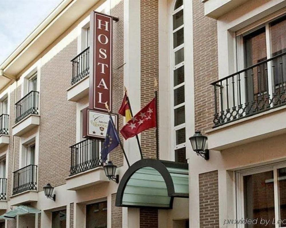 фото Hostal Carlos III