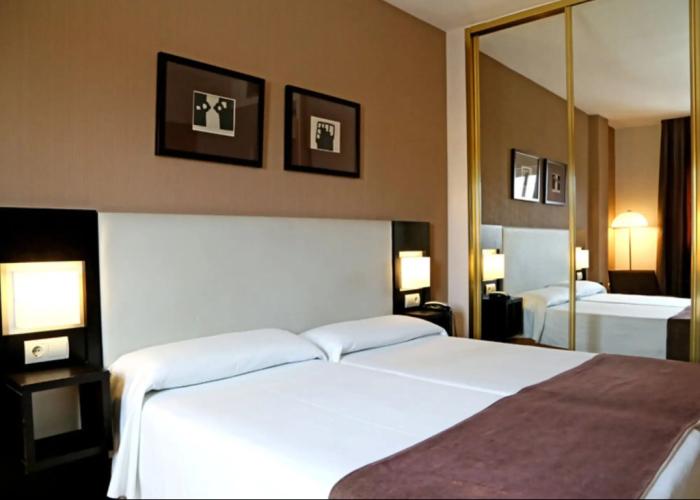 Hostal Carlos III