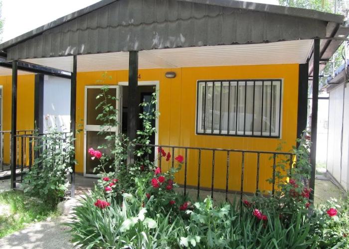 Bungalows Camping Alpha Madrid