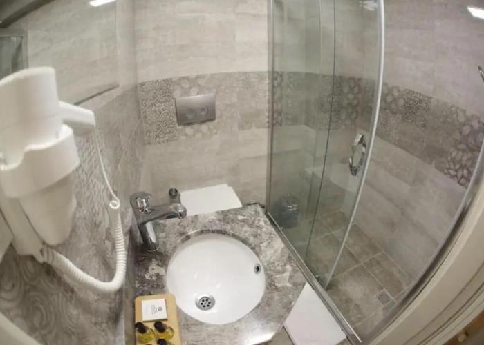 Arnavutkoy House Airport