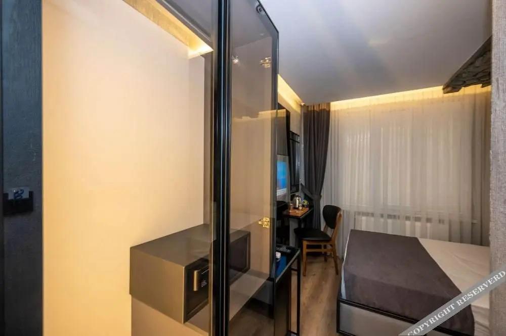 фото Continental Airport Hotel