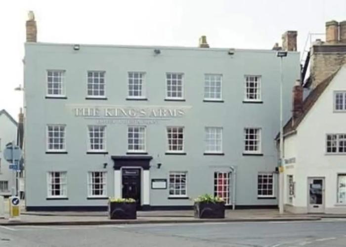 The King's Arms Hotel and Restaurant