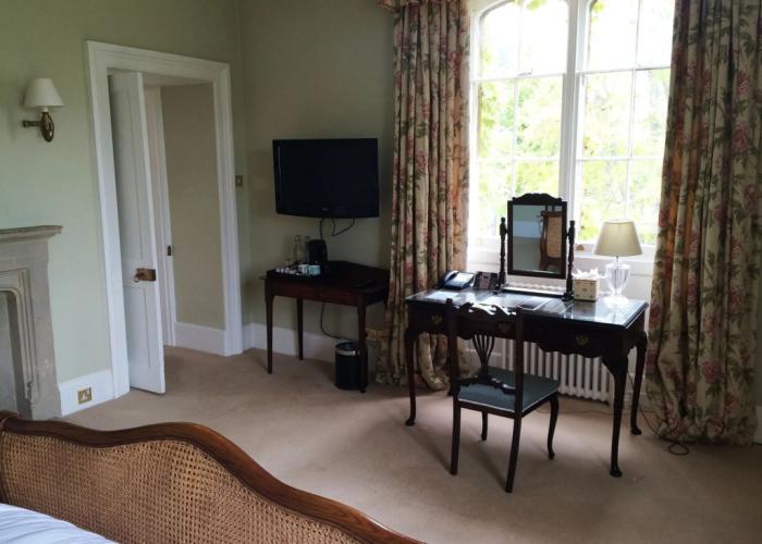 Weston Manor Hotel