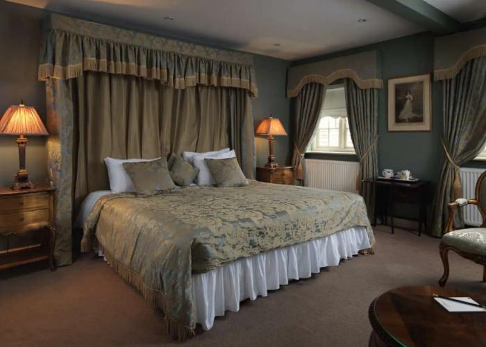 Ye Olde Bell Hotel & Spa